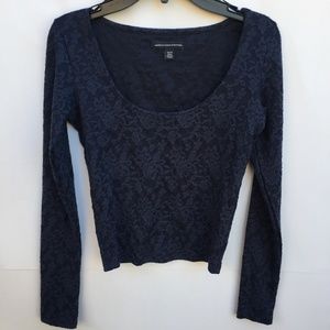 American Eagle Xs navy blue lace Floral crop top